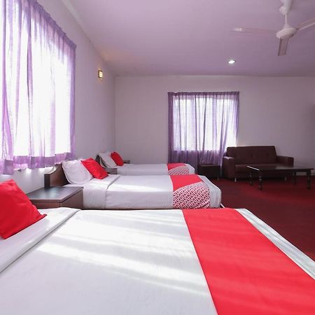 Oyo 8966 Dee Wana Resort 1 باسير بوته المظهر الخارجي الصورة
