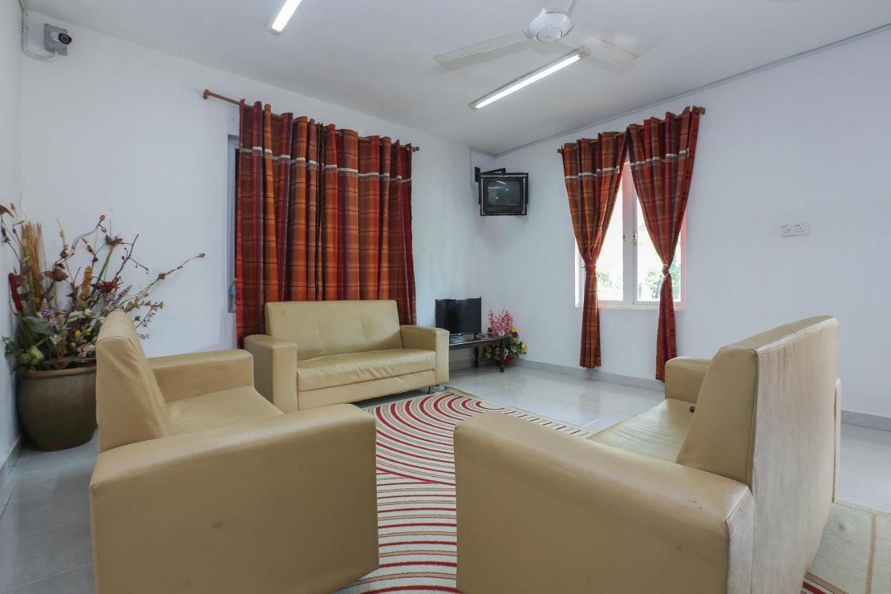 Oyo 8966 Dee Wana Resort 1 باسير بوته المظهر الخارجي الصورة